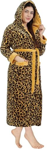 Hooded Bath & Spa Robe - Image 11