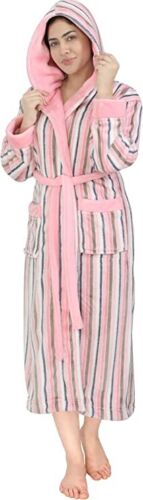 Hooded Bath & Spa Robe - Image 12